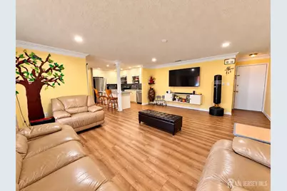 8607 Tamarron Drive, Plainsboro Township, NJ 08536 - Photo 3
