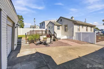 240 Midland Avenue, Sayreville, NJ 08879 - Photo 27
