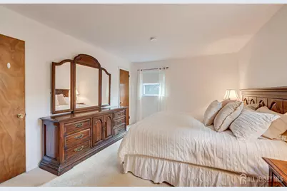 48 Frost Avenue W, Edison, NJ 08820 - Photo 29