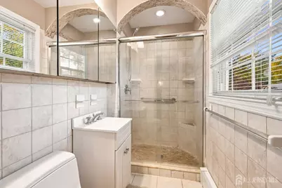 46 Lynnwood Road, Edison, NJ 08820 - Photo 21