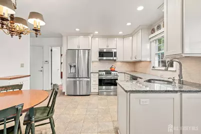 46 Lynnwood Road, Edison, NJ 08820 - Photo 11