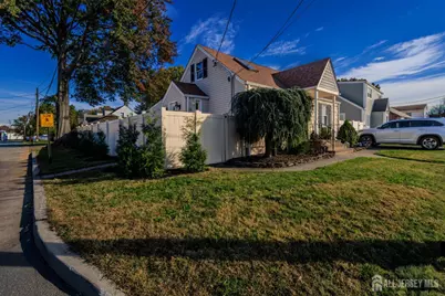 26 Darmouth Avenue, Avenel, NJ 07 - Photo 29