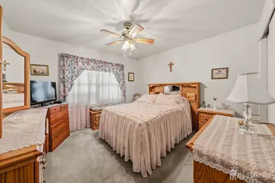 144 S Cliff Road, Colonia, NJ 07067 - Photo 15