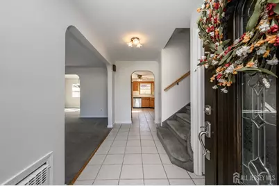25 Archangela Avenue, Colonia, NJ 07067 - Photo 3