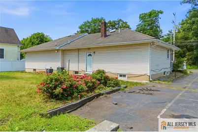 333 Spotswood Englishtown Road, Monroe Township, NJ 08831 - Photo 29