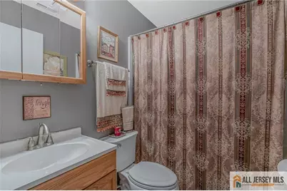 21 Louis Avenue, Middlesex, NJ 08846 - Photo 17