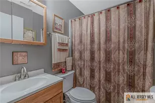 21 Louis Ave, Middlesex, NJ 08846 - Photo 17