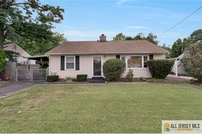 21 Louis Avenue, Middlesex, NJ 08846 - Photo 1
