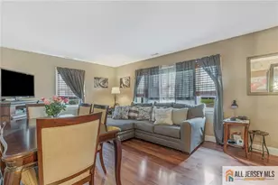 21 Louis Ave, Middlesex, NJ 08846 - Photo 11