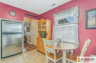 21 Louis Ave, Middlesex, NJ 08846 - Photo 5