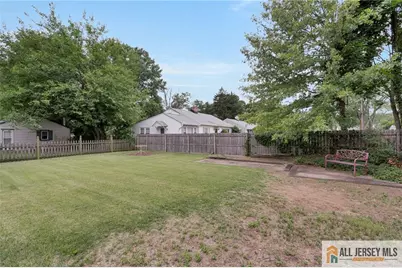 21 Louis Avenue, Middlesex, NJ 08846 - Photo 23