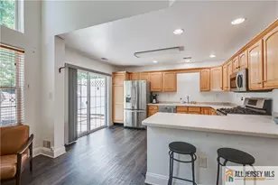 403 Somerset Ct, South Brunswick Township, NJ 08540 - Photo 15
