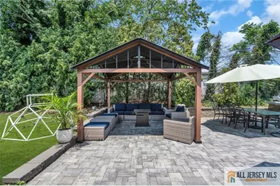 25 Fanwood Drive, Sayreville, NJ 08872 - Photo 31
