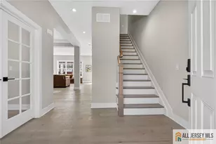 8 Arthur Ln, Cranbury Township, NJ 08512 - Photo 3