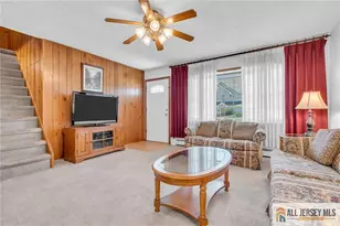 11 Richmond Rd, Edison, NJ 08817 - Photo 3
