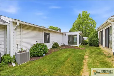 66 Essex Road #66B, Monroe Township, NJ 08831 - Photo 21