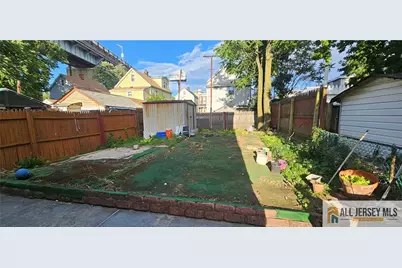 800 Central Place, Perth Amboy, NJ 08861 - Photo 9