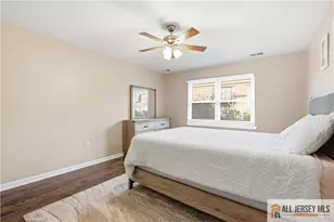 609 N Oaks Blvd, North Brunswick Township, NJ 08902 - Photo 11