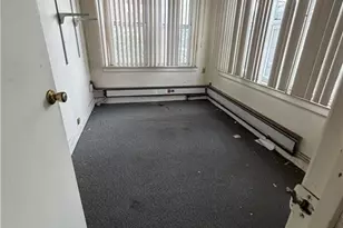 471 Lawrie St, Perth Amboy, NJ 08861 - Photo 13