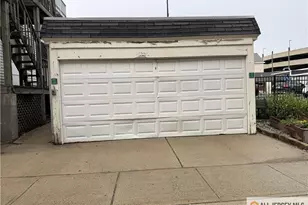 471 Lawrie St, Perth Amboy, NJ 08861 - Photo 39