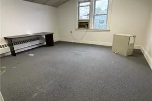 471 Lawrie St, Perth Amboy, NJ 08861 - Photo 23