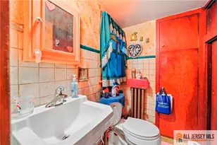 531 Penn St, Perth Amboy, NJ 08861 - Photo 15