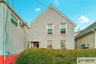531 Penn St, Perth Amboy, NJ 08861 - Photo 25