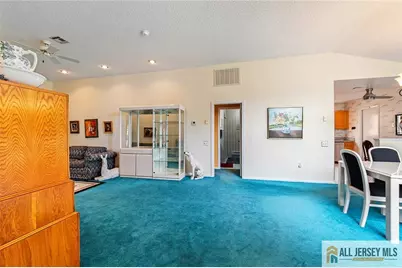 664 Azalea Plaza #664B, Monroe Township, NJ 08831 - Photo 9