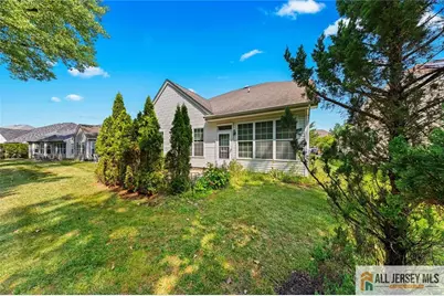 95 Crescent Way #95, Monroe Township, NJ 08831 - Photo 5