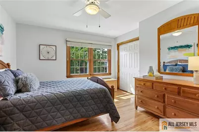 4 Van Loan Avenue, Sayreville, NJ 08872 - Photo 19
