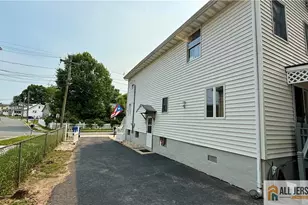 70 Spring St, Woodbridge Township, NJ 07095 - Photo 21