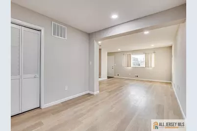 11 Hyde Avenue, Iselin, NJ 08830 - Photo 5