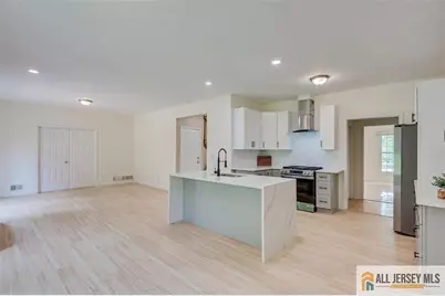60 Essex Drive, South Brunswick Township, NJ 08852 - Photo 15