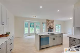 60 Essex Dr, South Brunswick Township, NJ 08852 - Photo 17