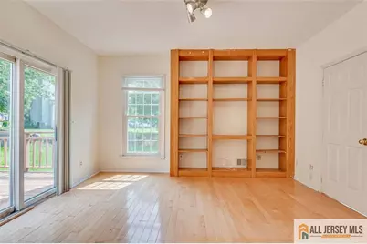 60 Essex Drive, South Brunswick Township, NJ 08852 - Photo 9