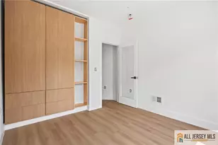 291 New York Ave, Jersey City, NJ 07307 - Photo 13