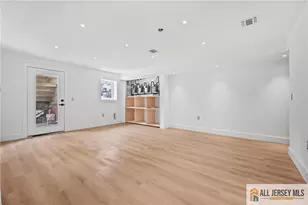 291 New York Ave, Jersey City, NJ 07307 - Photo 19