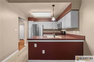53 Winthrop Rd, Monroe Township, NJ 08831 - Photo 7
