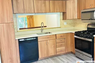 3606 Cricket Cir, Edison, NJ 08820 - Photo 3