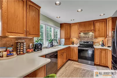 267 Friendship Road, South Brunswick Township, NJ 08512 - Photo 11