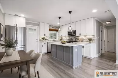 45 Foyer Street, Edison, NJ 08817 - Photo 9