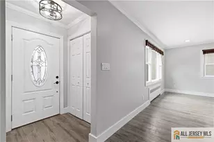 45 Foyer St, Edison, NJ 08817 - Photo 3