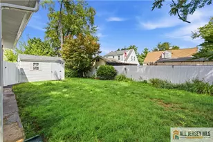 45 Foyer St, Edison, NJ 08817 - Photo 35