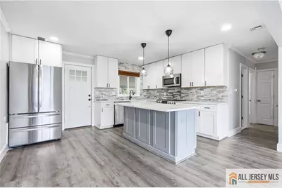45 Foyer Street, Edison, NJ 08817 - Photo 7