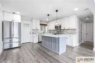 45 Foyer St, Edison, NJ 08817 - Photo 7