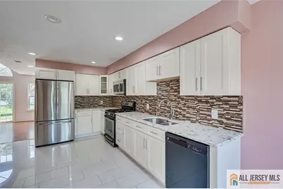 [Address not provided], Piscataway Township, NJ 08854 - Photo 5