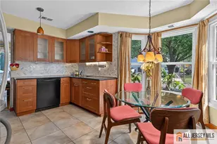 192 Stults Ln, East Brunswick Township, NJ 08816 - Photo 5