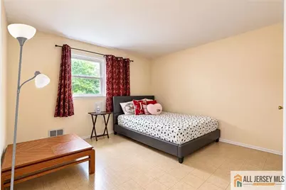 66 Edison Avenue, Edison, NJ 08820 - Photo 21