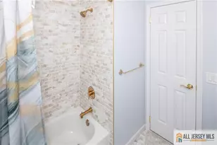 32 Ellmyer Rd, Edison, NJ 08820 - Photo 33