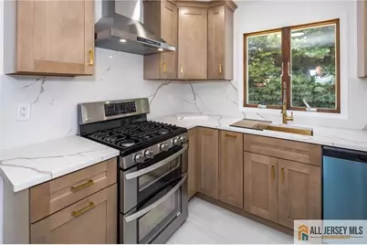 32 Ellmyer Road, Edison, NJ 08820 - Photo 7